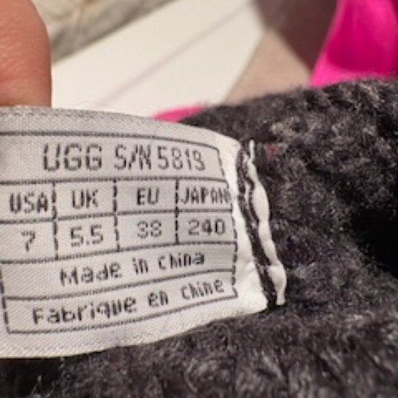 UGG Knit Classic Tall Three Button Cardy Boot - Picture 5 of 5